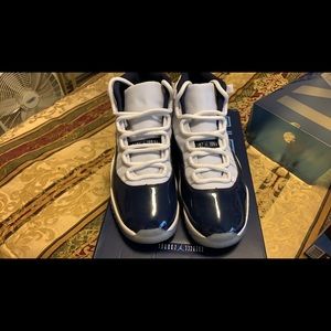 Jordan 11 UNC 82